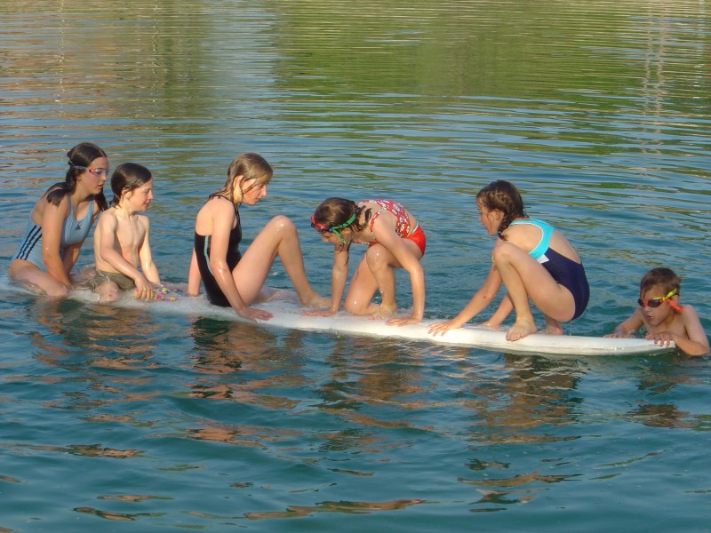 auf dem surfbrett oben bleiben ist gar nicht so einfach