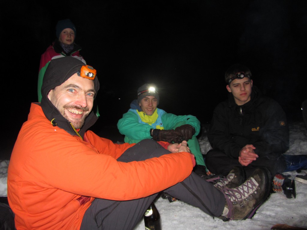 Am Lagerfeuer