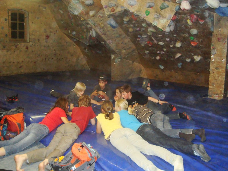 Unser Nachtlager: Der Boulderraum in Aichach